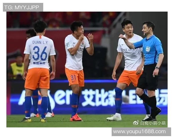 八月十九日广州对阵天津的精彩赛事回顾与分析