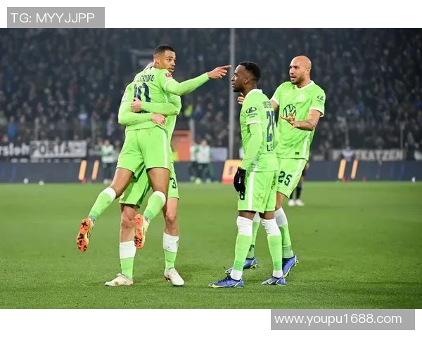 沃尔夫斯堡德甲比赛豪取胜利，击败对手实现惊艳逆转