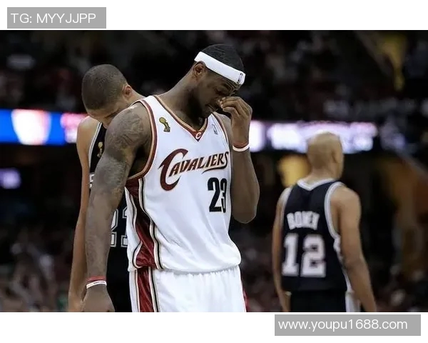 詹姆斯砍下40+的两双创纪录，但骑士总决赛再次失利