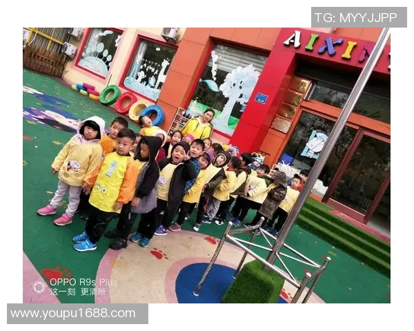 汉堡与门兴激战正酣比分揭晓精彩瞬间回顾与分析 汉堡与门兴激战正酣比分揭晓精彩瞬间回顾与分析