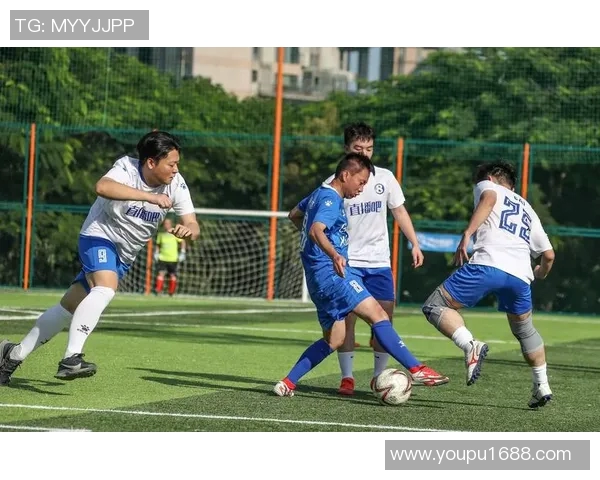 莱山区足球比赛直播今天精彩对决不容错过快来一起为球队加油助威