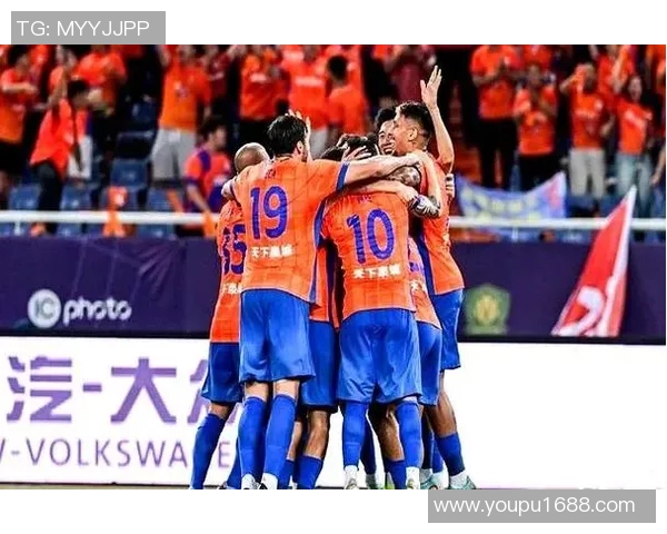 山东鲁能与北京国安激战正酣精彩对决引发球迷热议